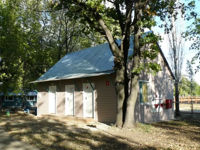 Фотография номера «2-местные номера № 5» База отдыха "Алые паруса"