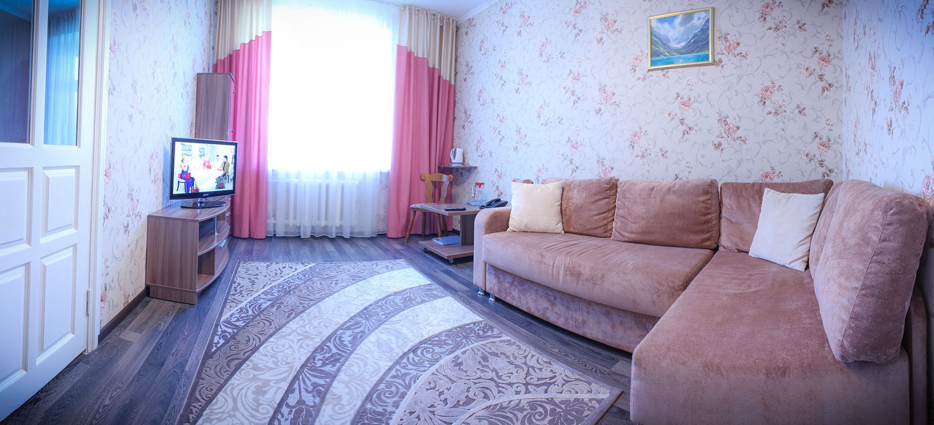 Фотография номера «Люкс 1-местный 2-комнатный» Санаторий "Барнаульский"