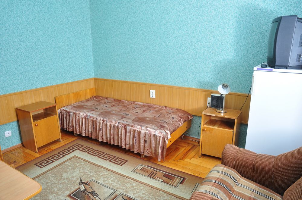 Фотография номера «Стандартный 1-местный 2 категория 1 комнатный корп.1 (2к1м1к1)» Санаторий "Дубрава"