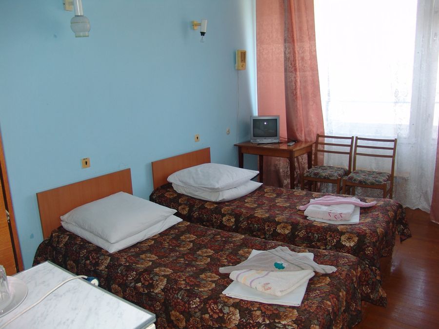 Фотография номера «2-местный 1-комнатный» Санаторий "Крым"