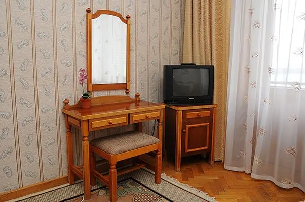 Фотография номера «Стандартный 4-местный 2-комнатный 2 класс» Санаторий "Русь"