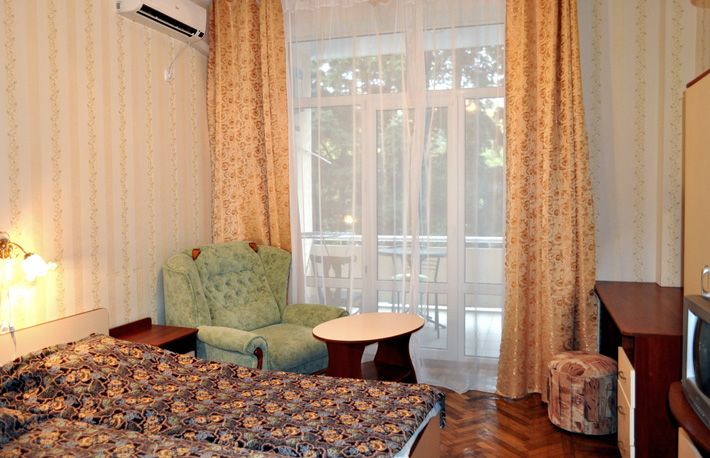 Фотография номера «Повышенной комфортности 2-местный 1-комнатный» Санаторий "Военный Ялта Министерства Обороны Российской Федерации"
