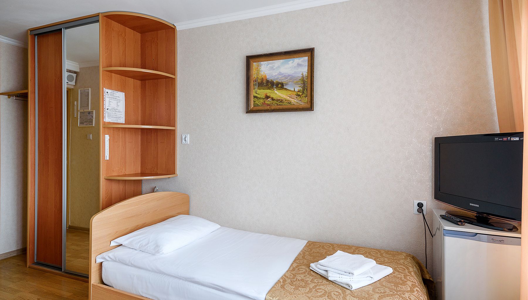 Фотография номера «Эконом 2-местный 1-комнатный в корпусах 1 или 2» Санаторий "Янтарный берег"